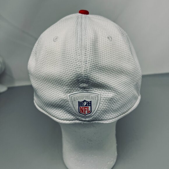 Tampa‎ Bay Buccaneers Mens Hat Cap Size Large -XL Red White New Era NFL 39Thirty - Picture 4 of 8